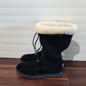 UGG Black and Cream Winter Boots. SUBURB CROCHET STYLE
